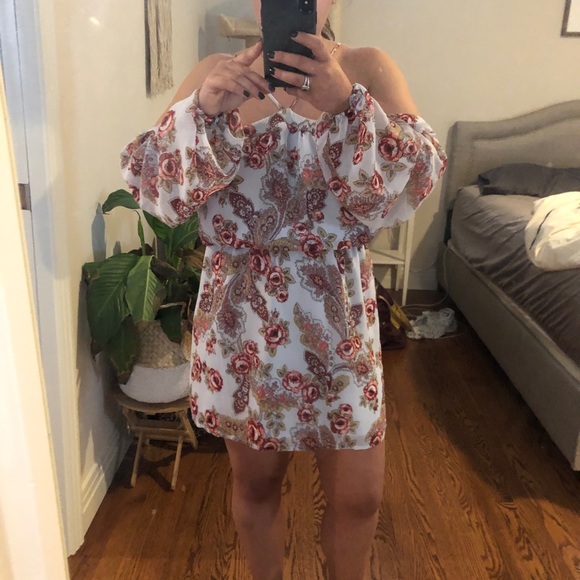 Wayf Liberty floral off the shoulder dress - Picture 8 of 8